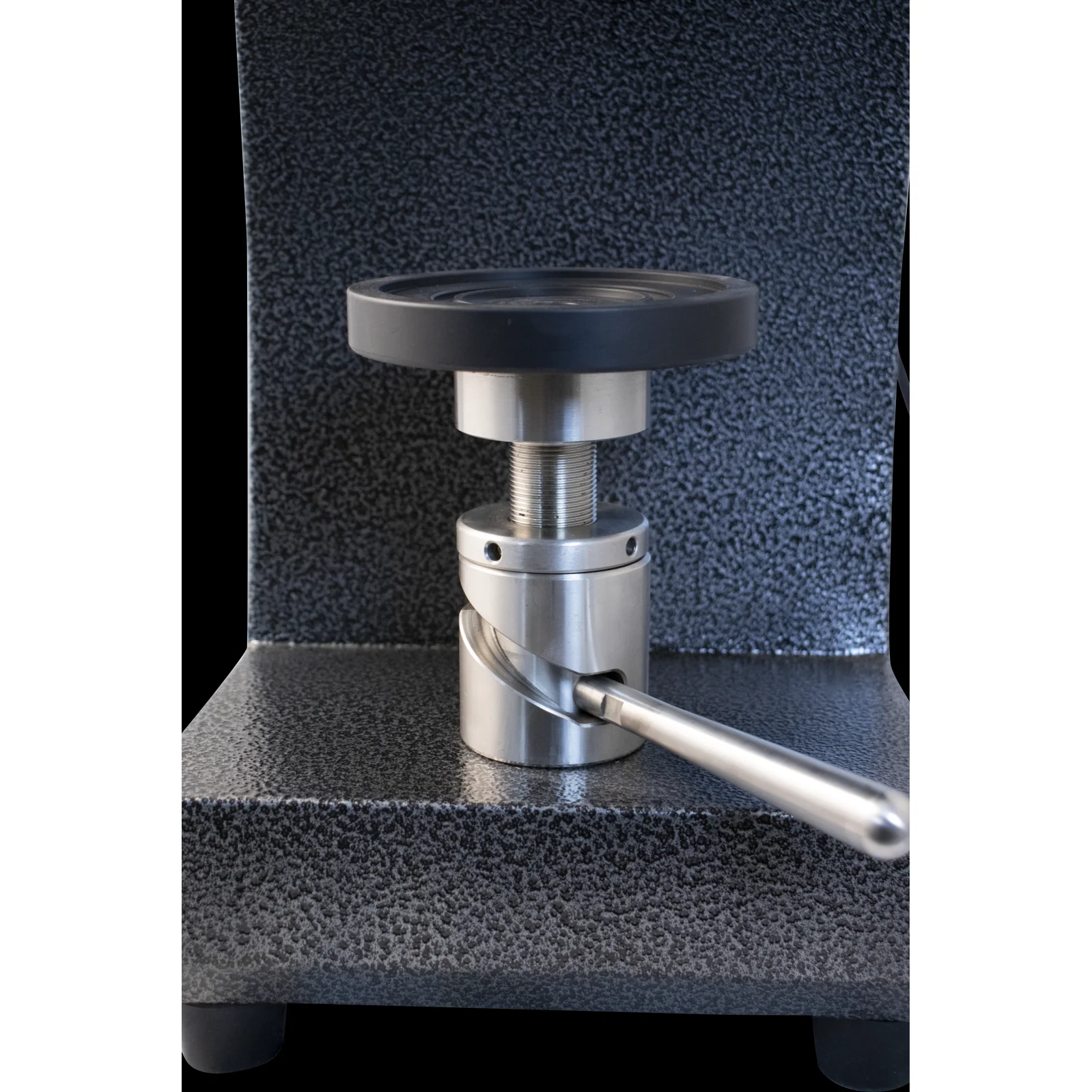 Cannular Pro Bench Top Can Seamer | Semi Automatic Can Seamer | 16 oz 202 Can Compatible | Adaptable for 32 oz Crowlers - Refurbished - Image 5