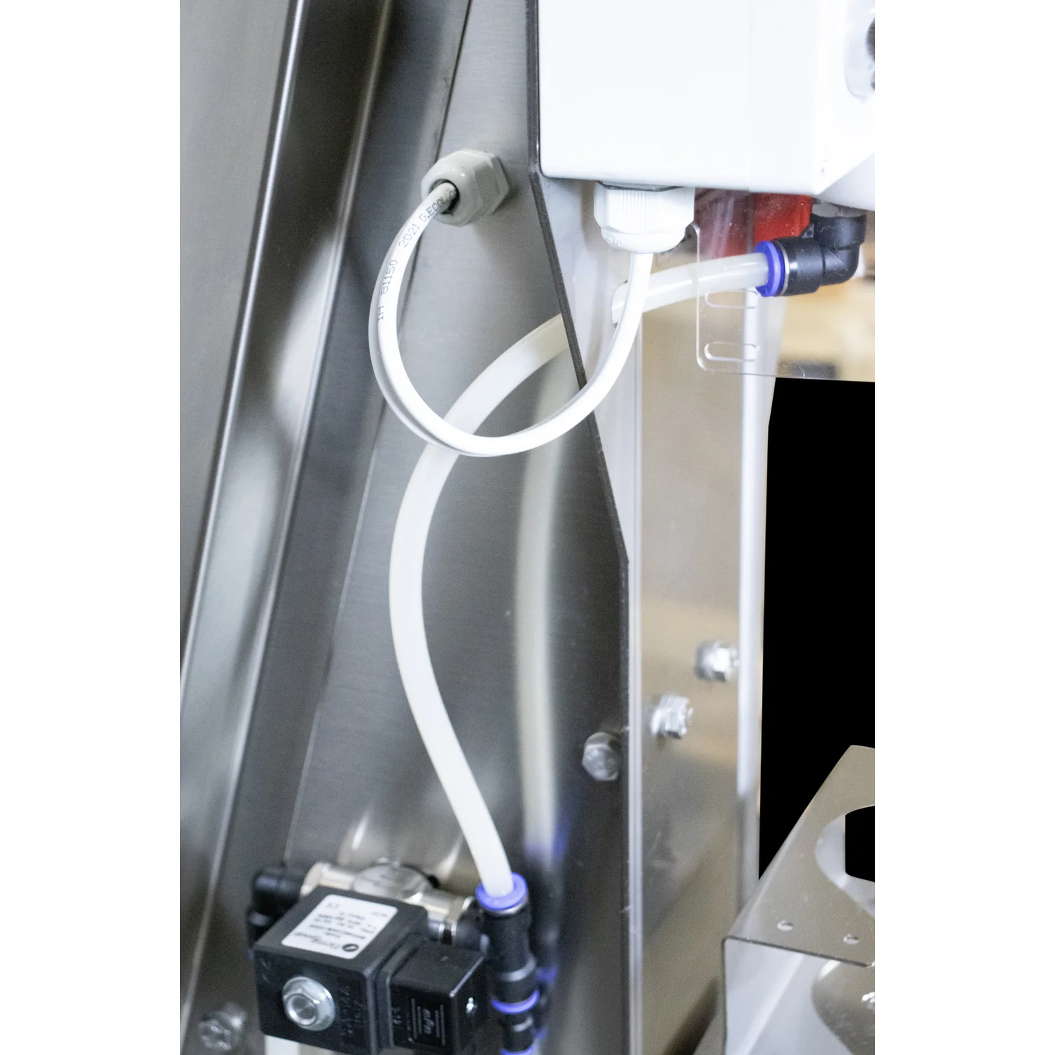 Electric Bottle Corker | Vacuum | Gas Injection | Hopper | Auto Loading | Rolling Base | P35 | MEP - Image 13