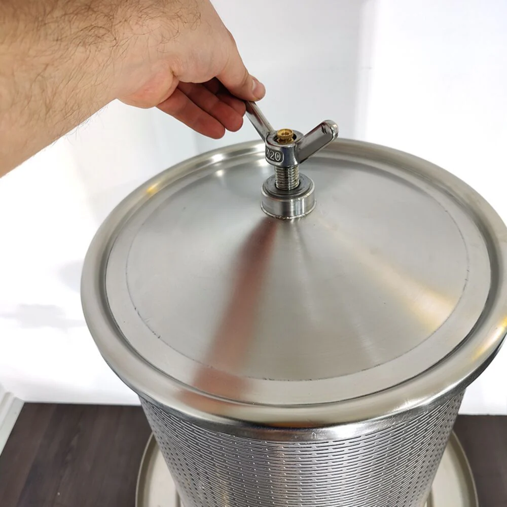 KegLand Fruit Press | Wine Press | Hydro Press | Stainless Steel | 40L - Image 10