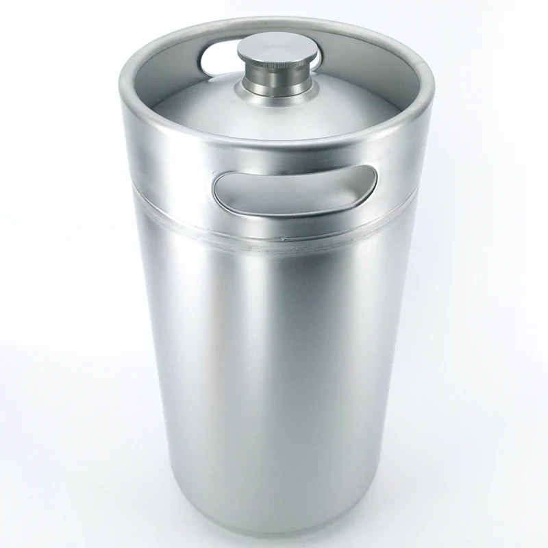 KegLand Mini Keg | Stainless Pressurizable Beer Keg | 8L | 2.1 Gallon - Image 4