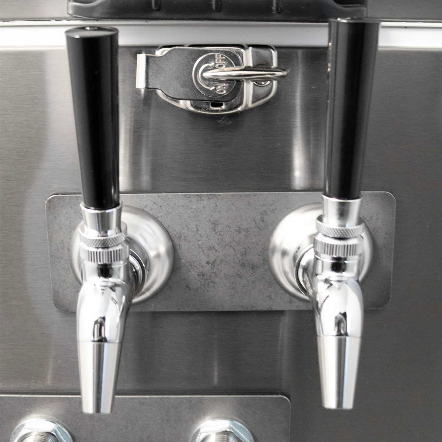 KOMOS® Stainless Steel Jockey Box (2 Tap) - Front Entry - Used - Image 8