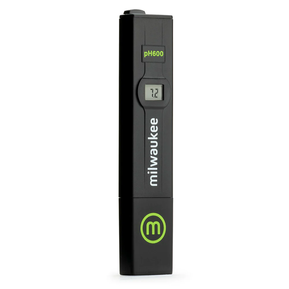 Milwaukee Digital pH Meter - 0-14 pH Range - Image 2